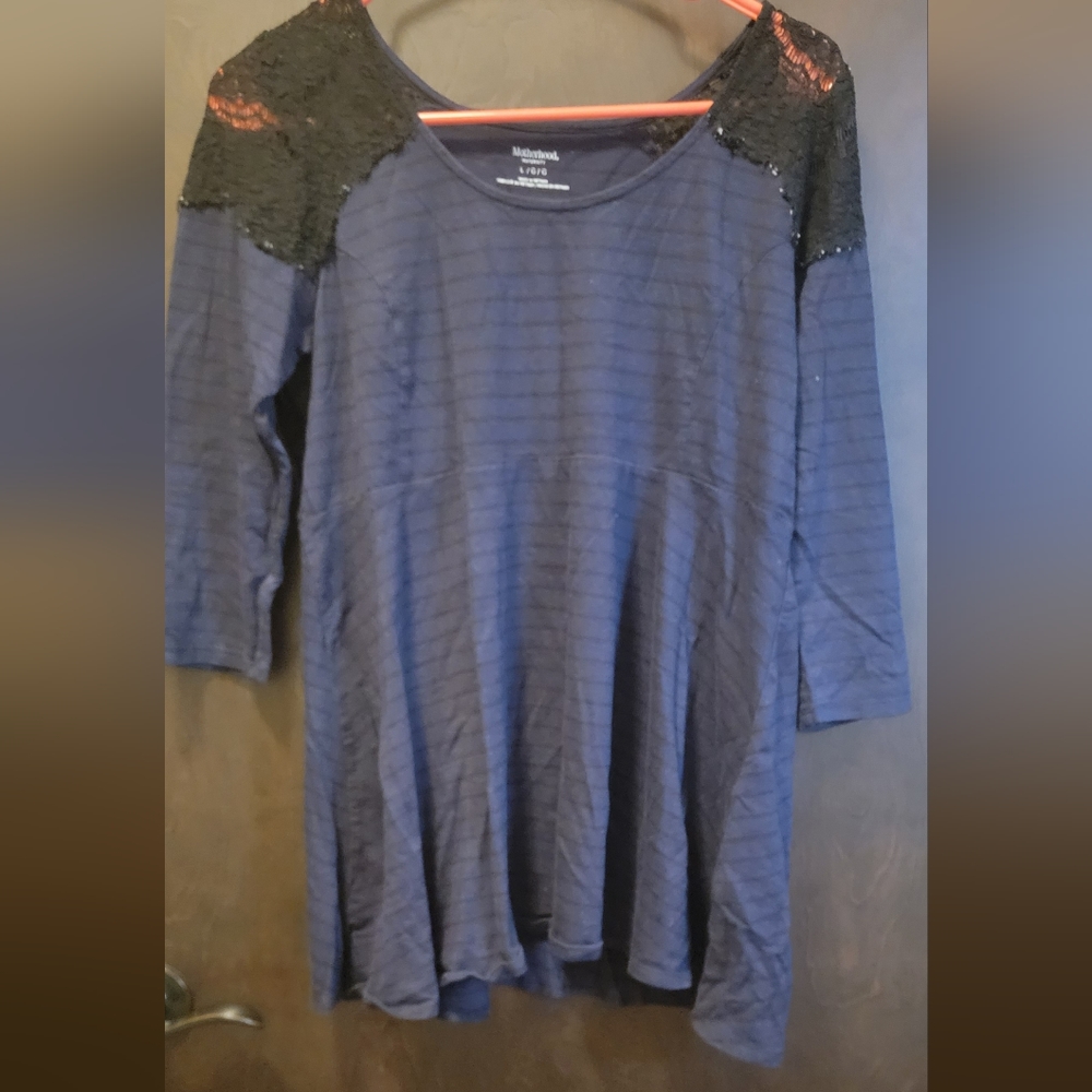 Maternity shirt
